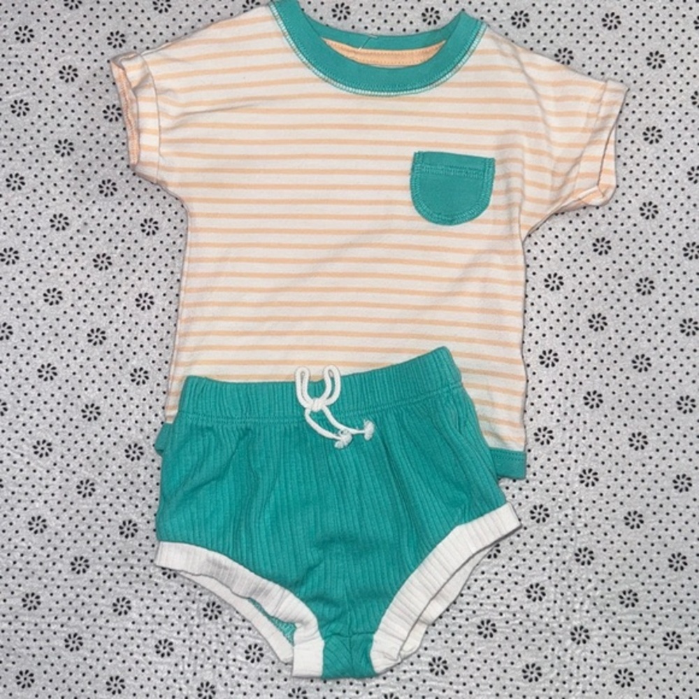 🛍CUTE LITTLE GIRLS ROMPER SIZE 0-3 MONTHS 🛍